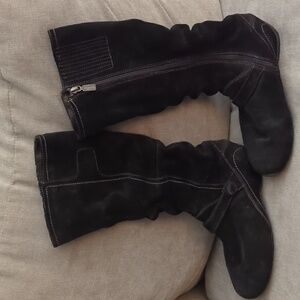 Blondo Women's Black Suede Boots
